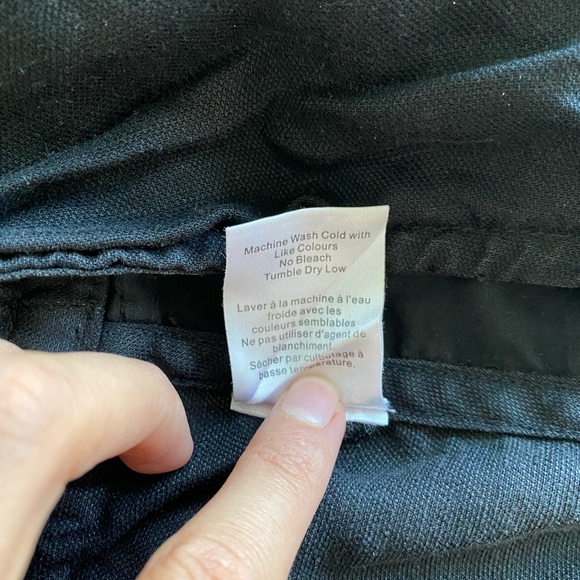 Linen shorts *Community* brand by Aritzia - Picture 6 of 7